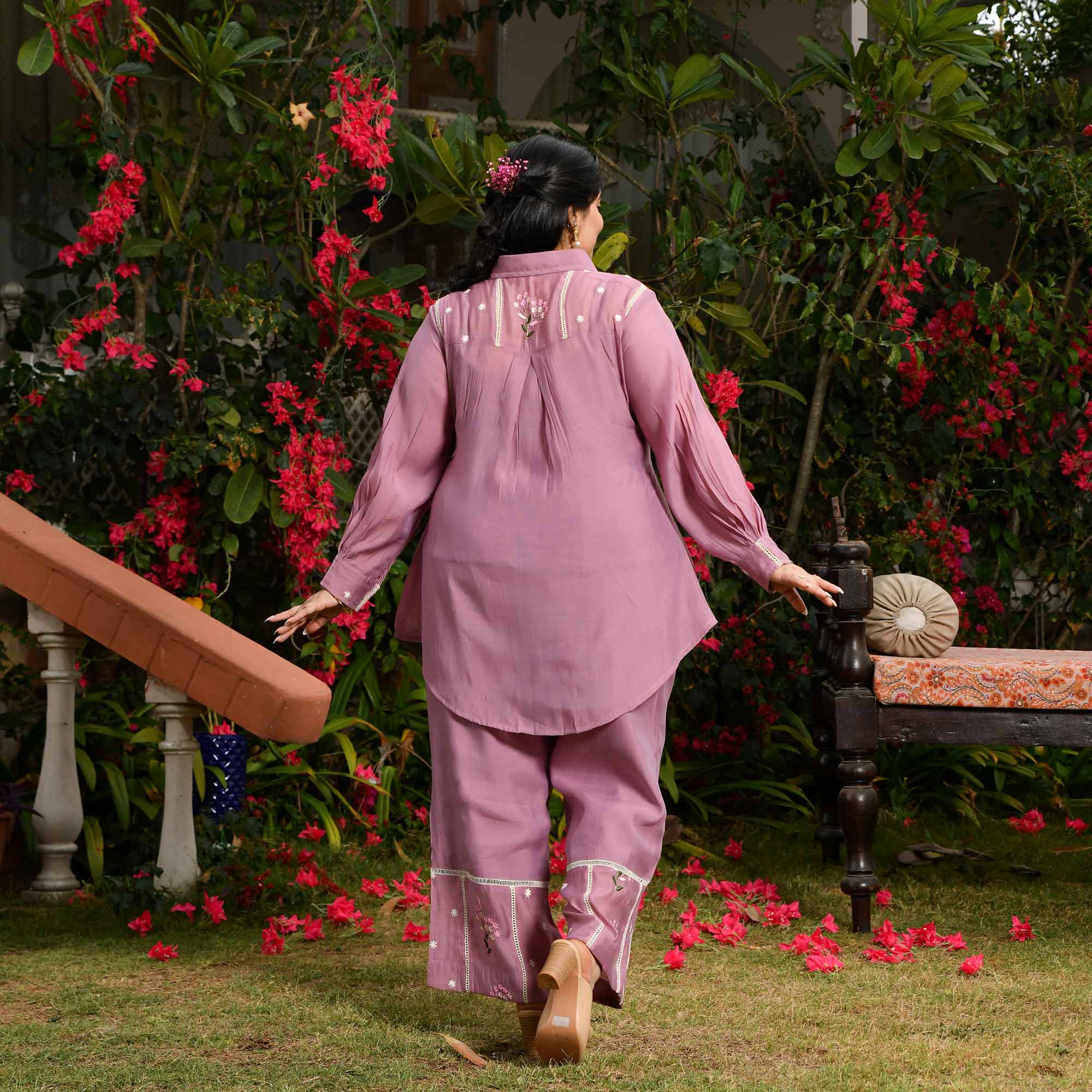 Star Fruit- Dusky Orchid Thread Embroidered Mul Chanderi Co-Ord Set