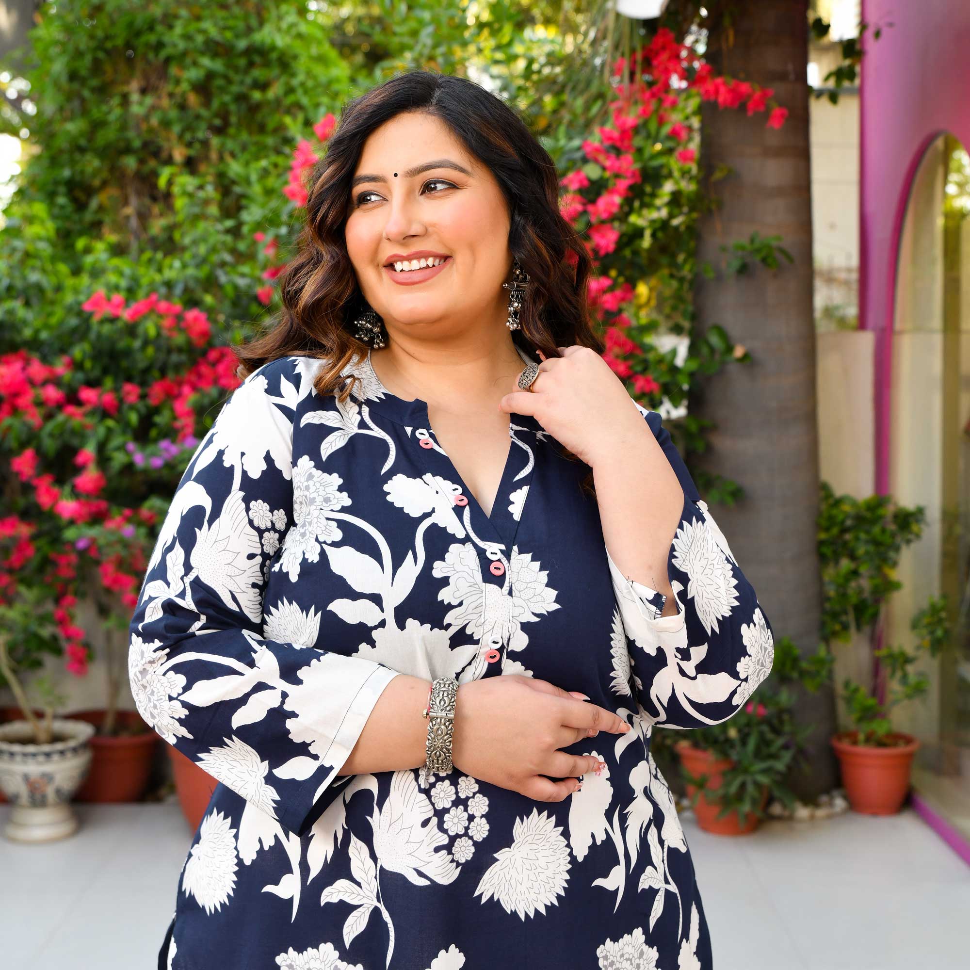 Nile - Dark Blue & White Floral Pure Cotton Kurta