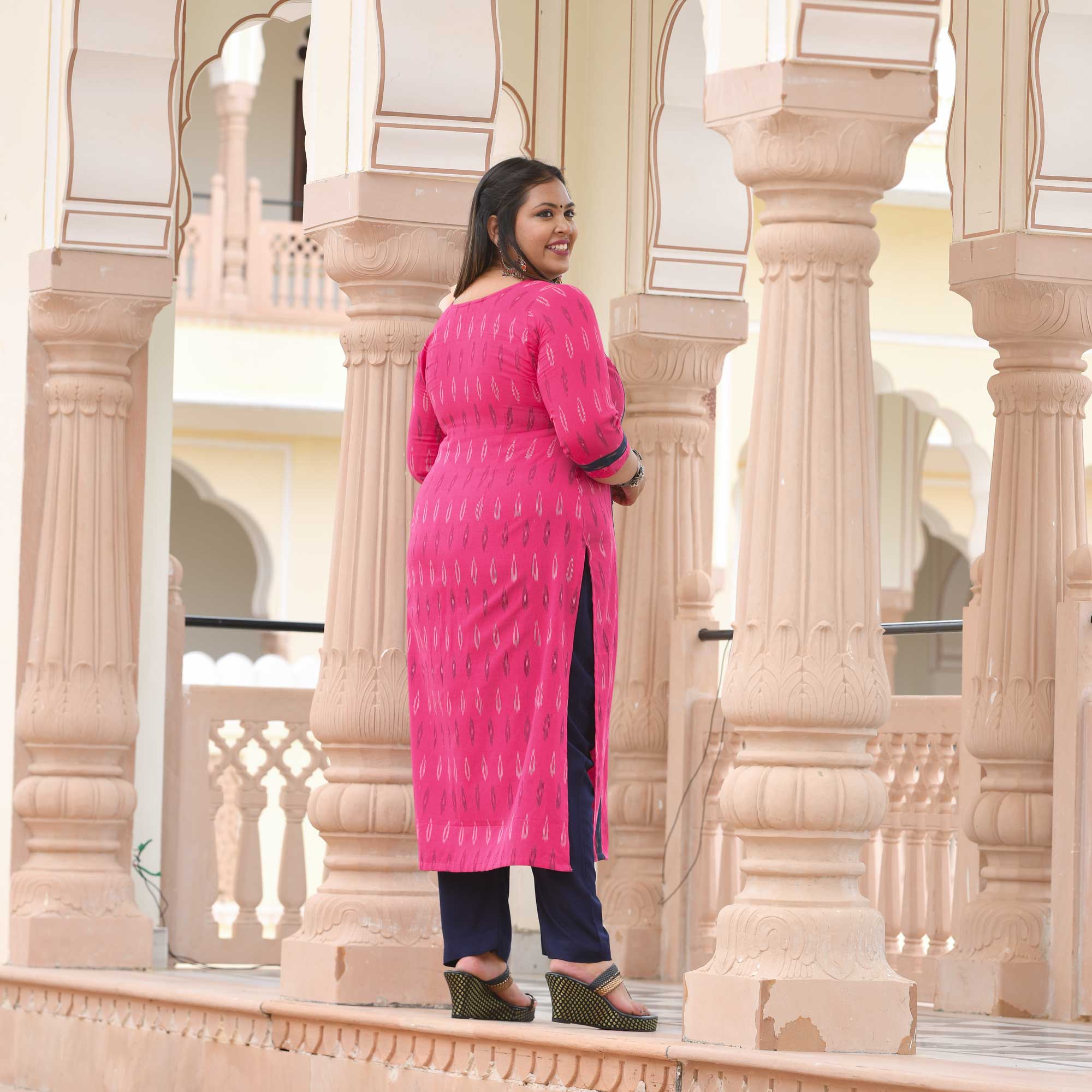 Maharani Pink Handwoven Ikkat Kurta