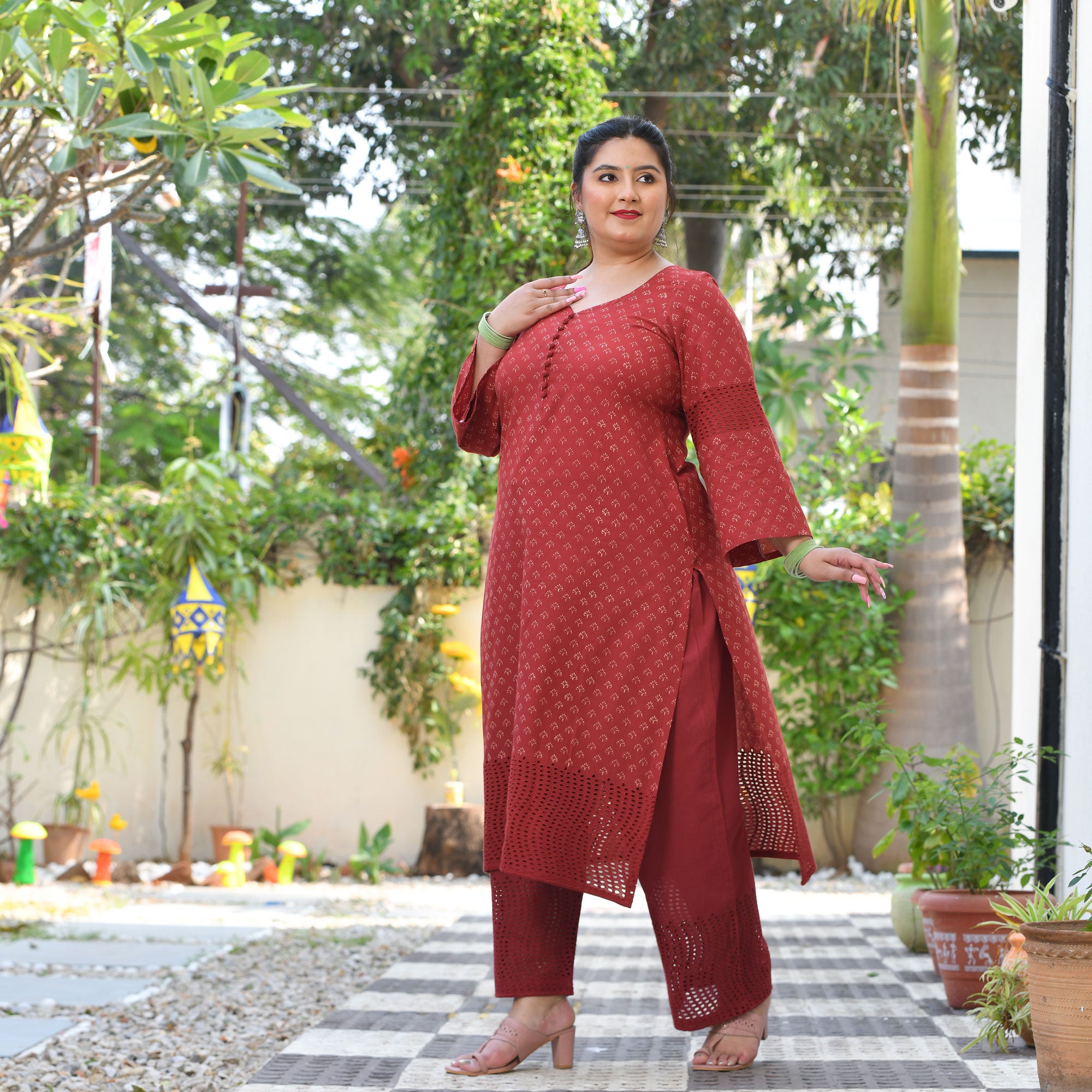 Lucknow Chikankari Suits - Gota Patti Chikankari Suit BUY ONLINE:  https://www.dress365days.com/Pure-Georgette-Chikankari-Suits/Maroonish-Red- Chikankari-Suit-with-Gotta-Patti-Daaman---Kurta-and-Dupatta--id-4028081.html  | Facebook