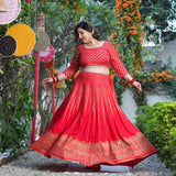 Crimson & Gold Glam Placement Print Cape Set