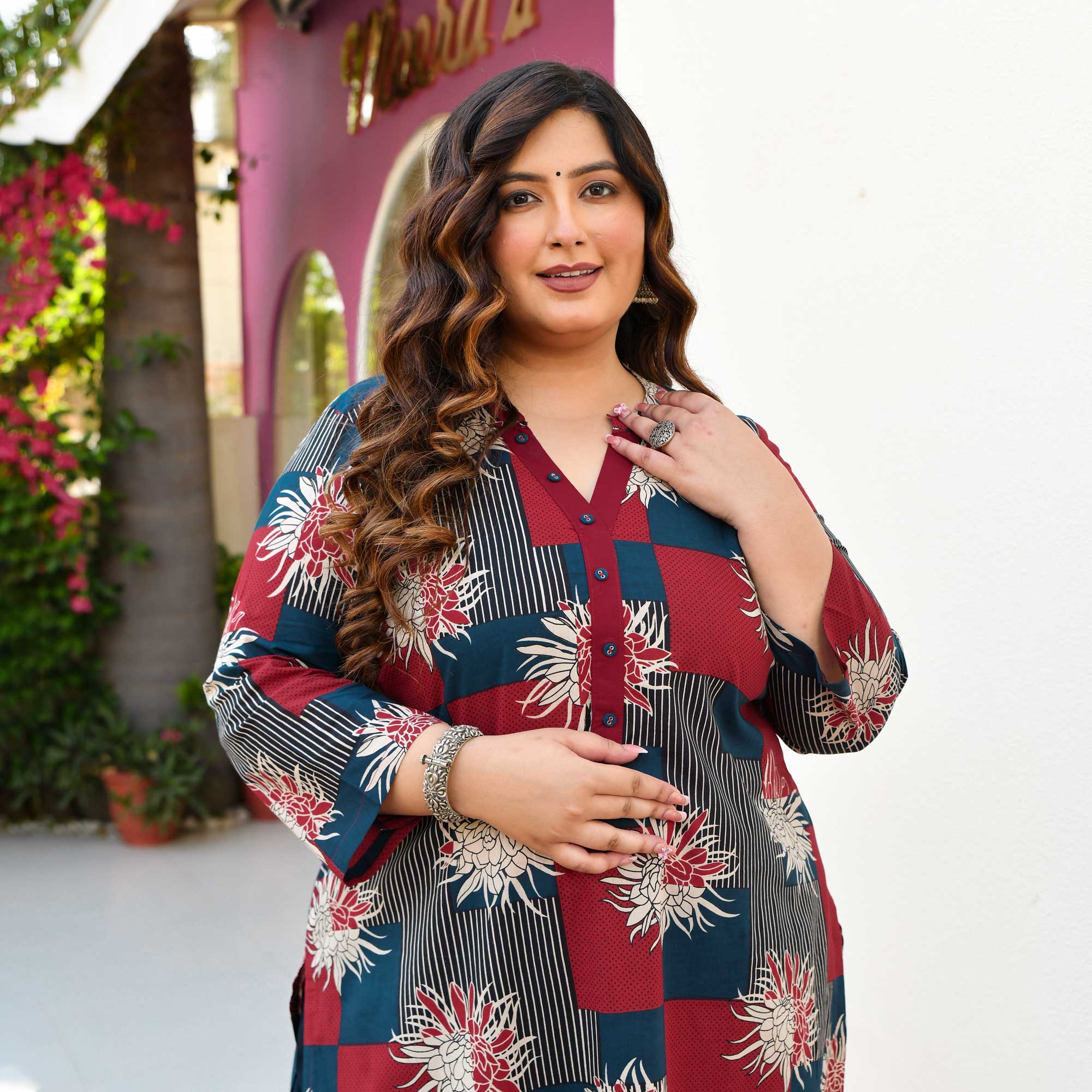 Moonstone- Dark Blue & Maroon Geometrical Printed Pure Cotton Kurta