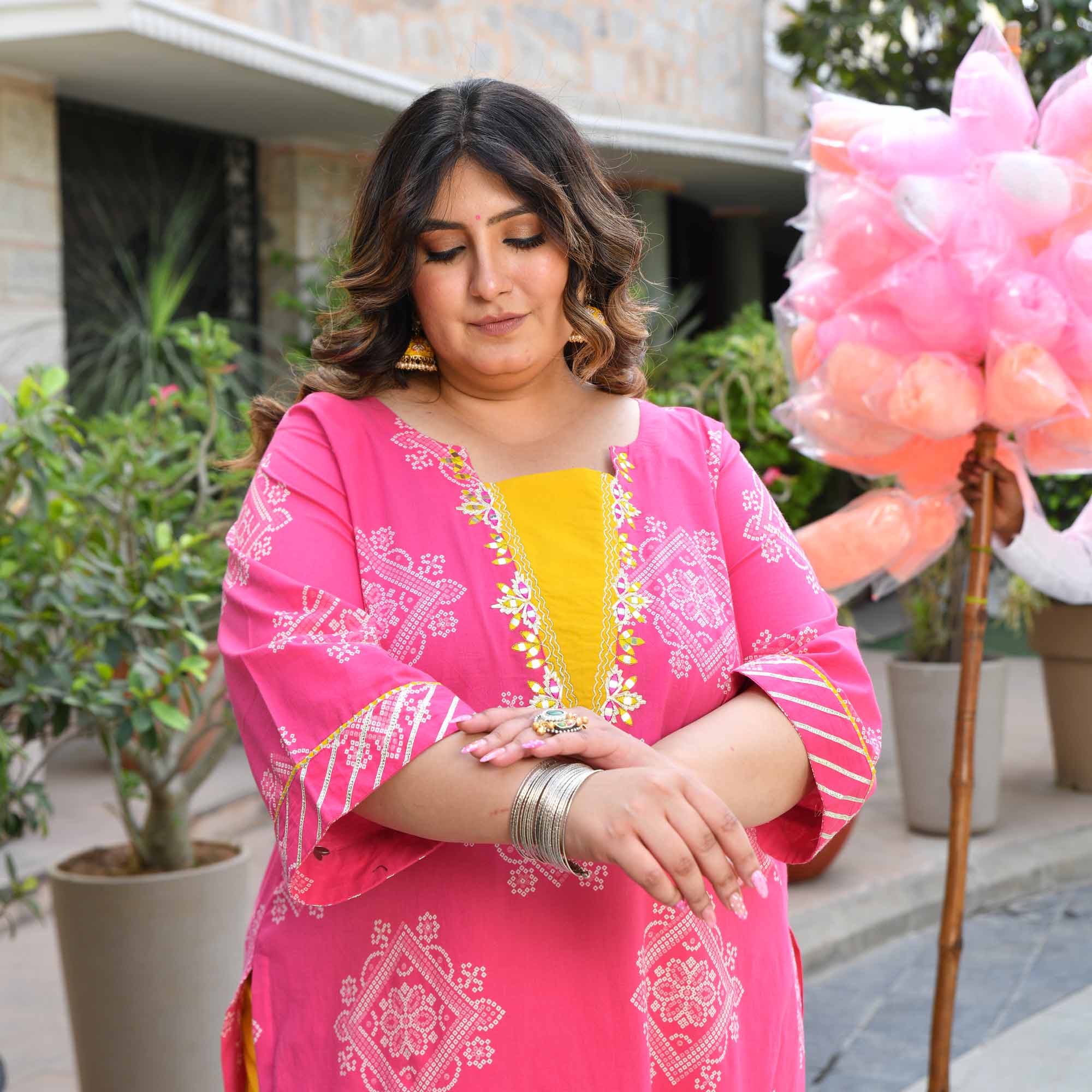Ghoomo Phiro- Pink Bandhani Embroidered Pure Cotton Kurta