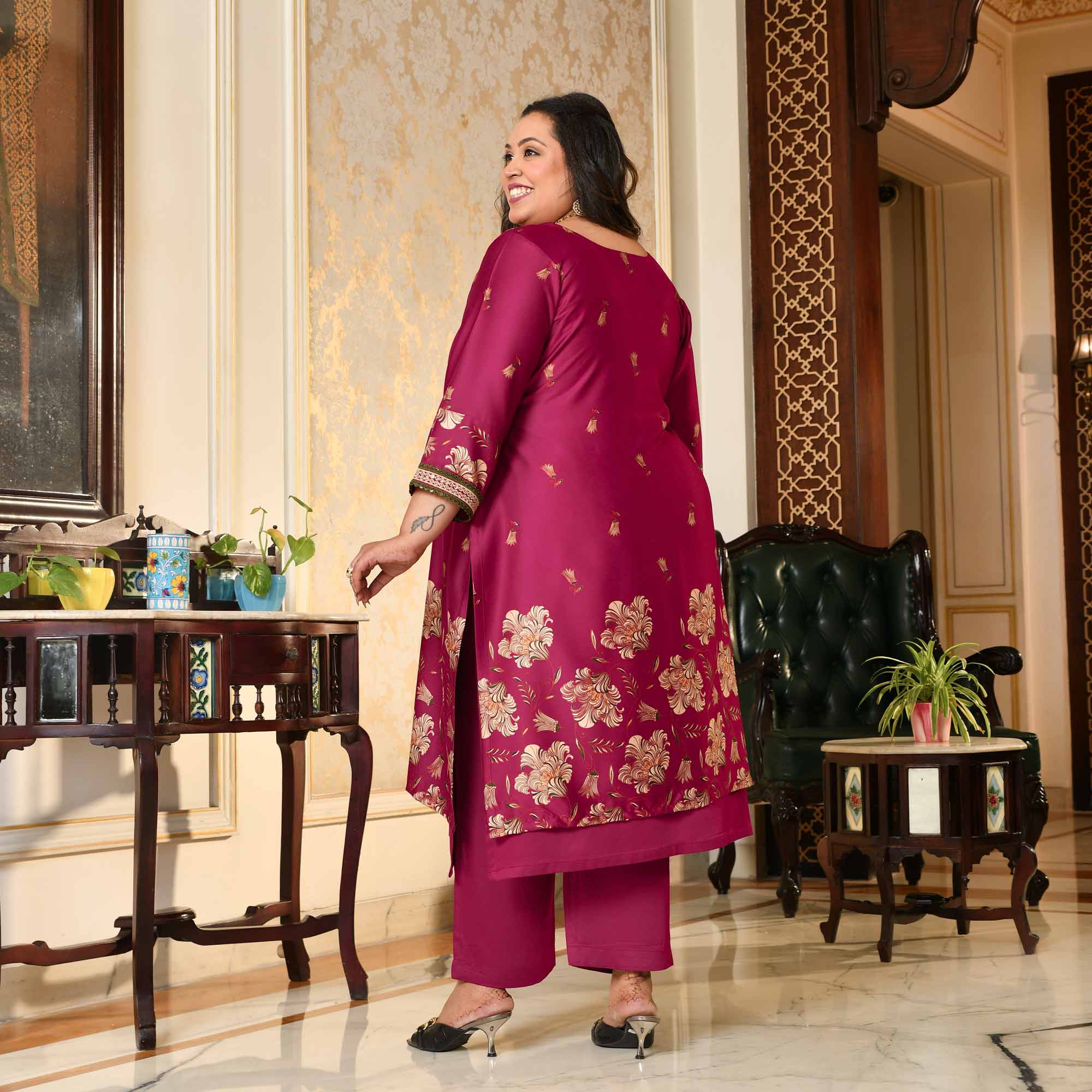 Mandvi- Magenta Pink Pure Gaji Silk Floral Cape Set
