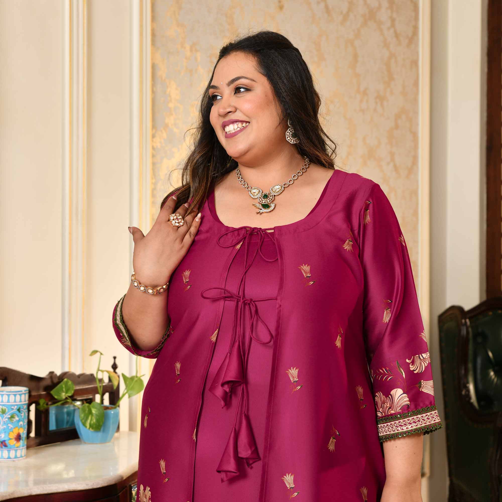 Mandvi- Magenta Pink Pure Gaji Silk Floral Cape Set