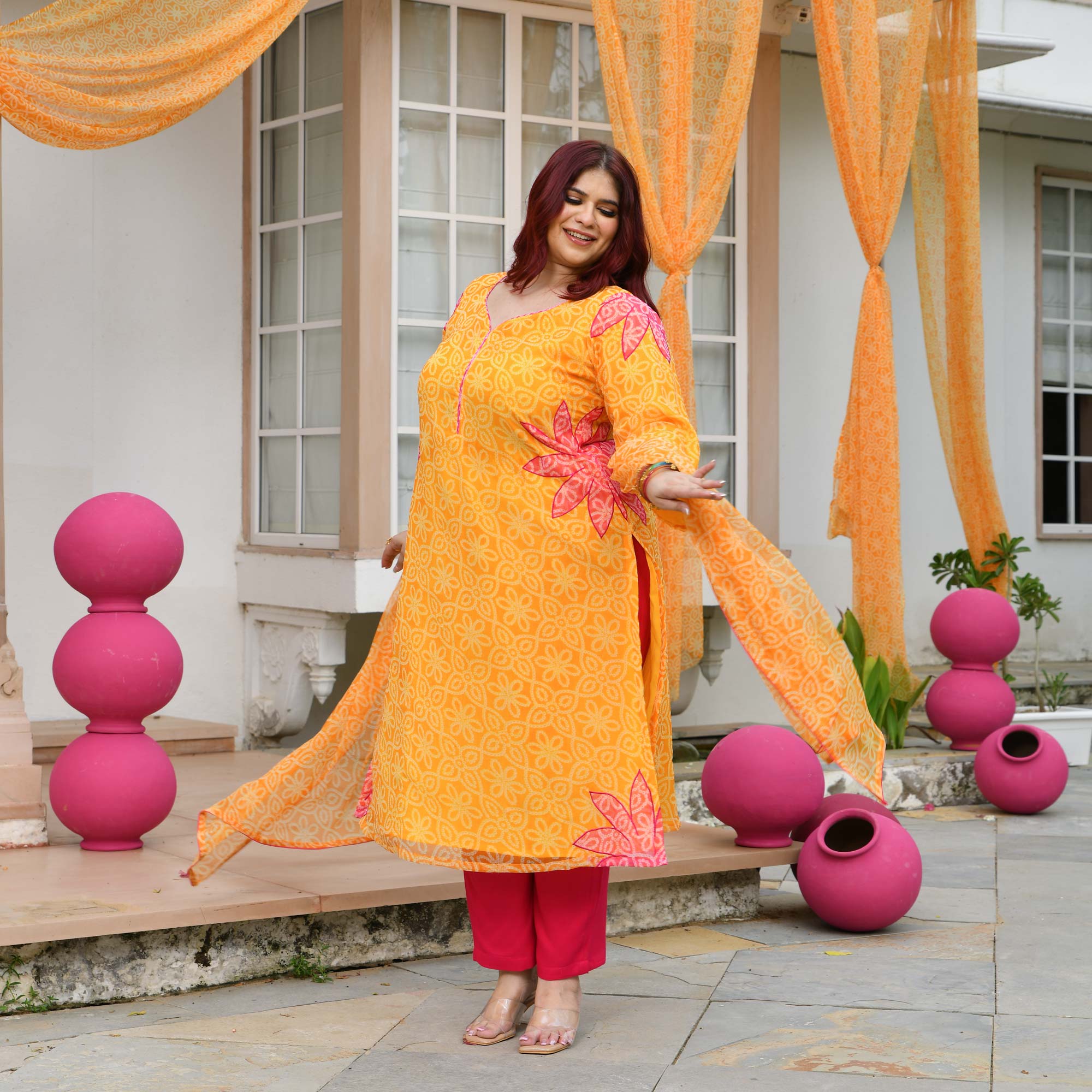 Tareefan- Yellow & Pink Bandhani Applique Chiffon Suit Set