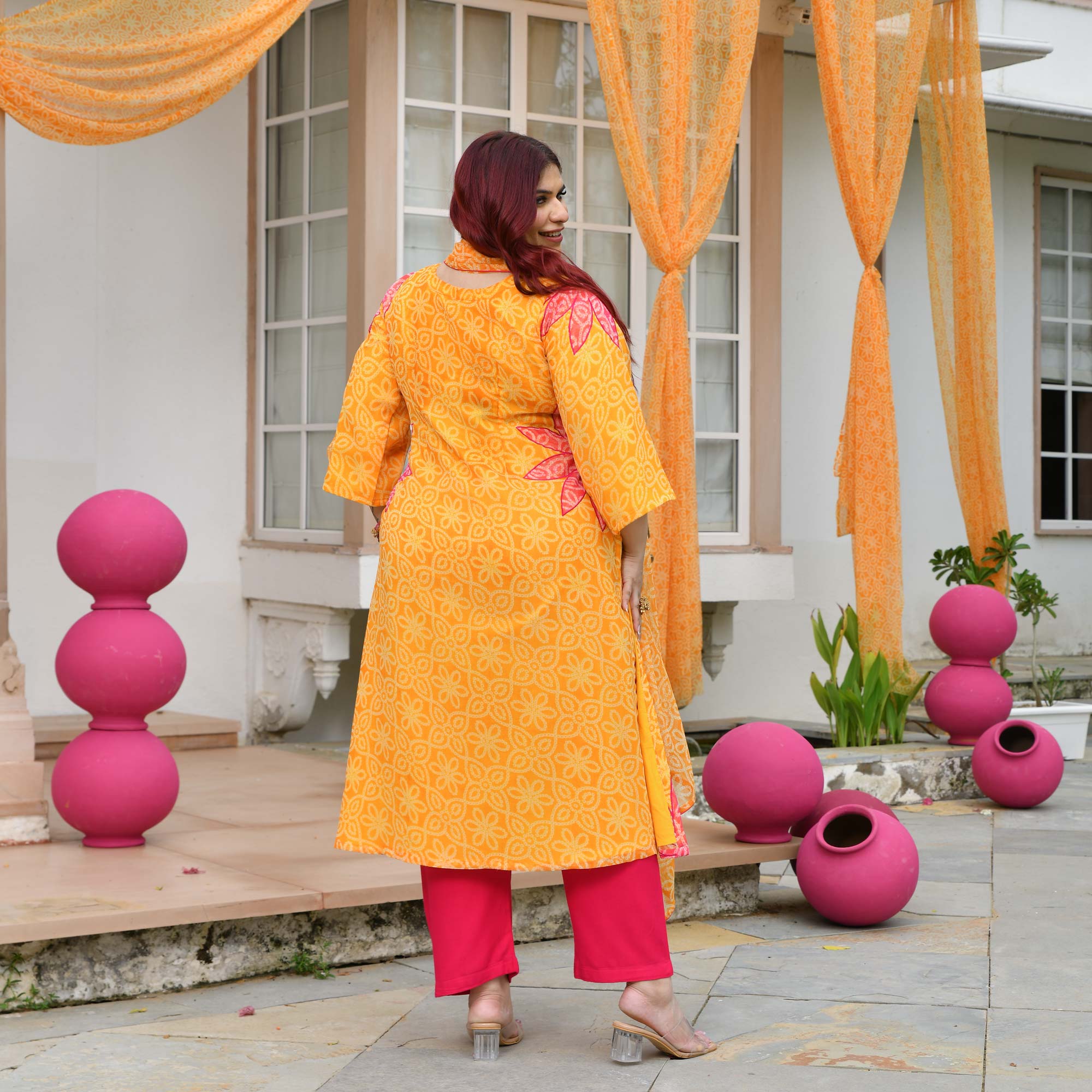 Tareefan- Yellow & Pink Bandhani Applique Chiffon Suit Set