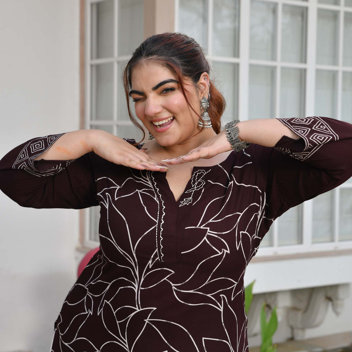 Lucy- Cola Floral Embroidered Rayon Cotton Kurta