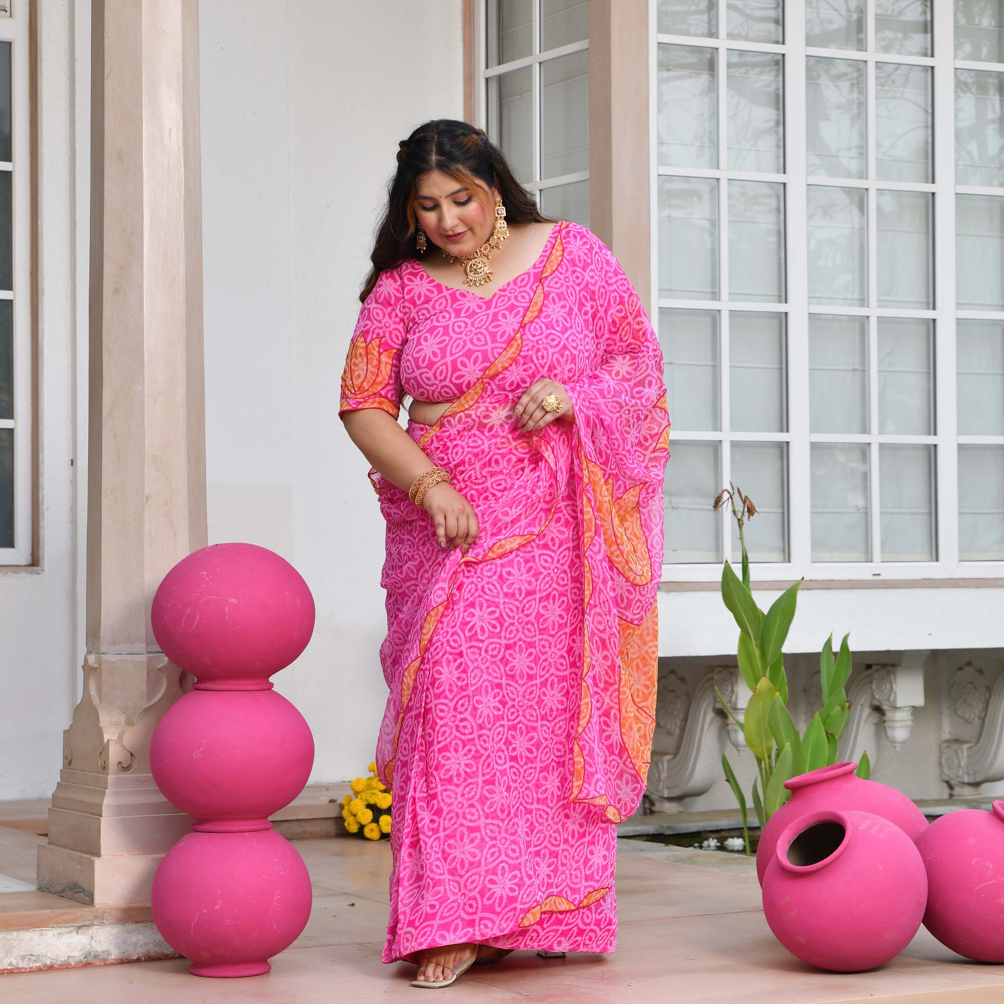 Nazakat- Gulabi Bandhani Applique Chiffon Pre-drape Saree
