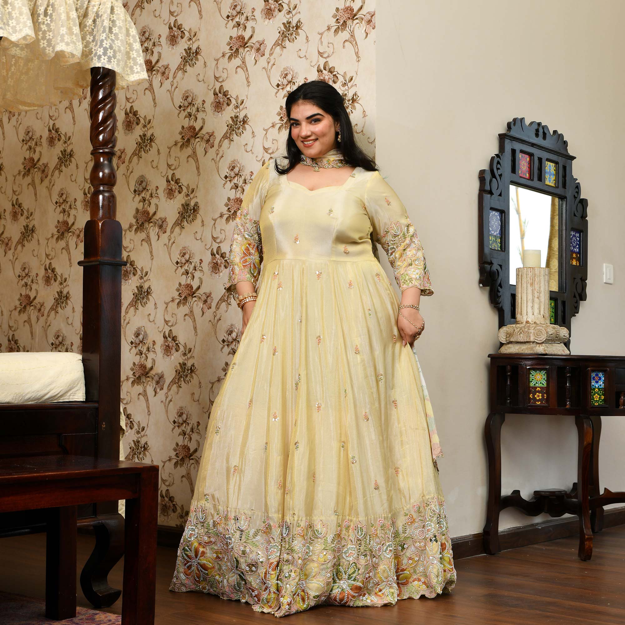 Tere Naina- Ivory & Gold  Pure Cosmos Tissue Silk Applique Cutdana Embroidered Anarkali Set
