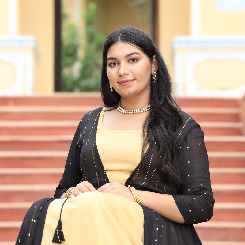 Black & Gold Chinon Mukeish Cape set