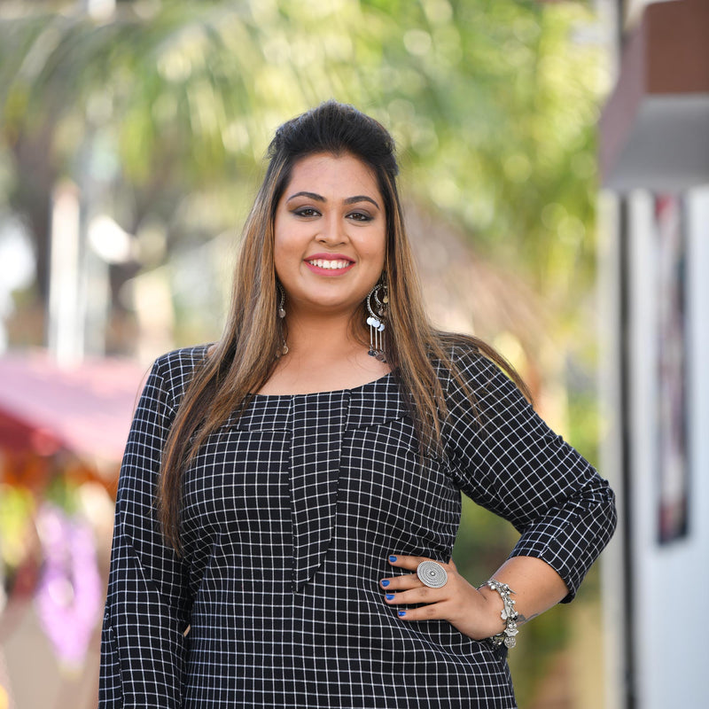 Black & White Checked Woollen Kurta