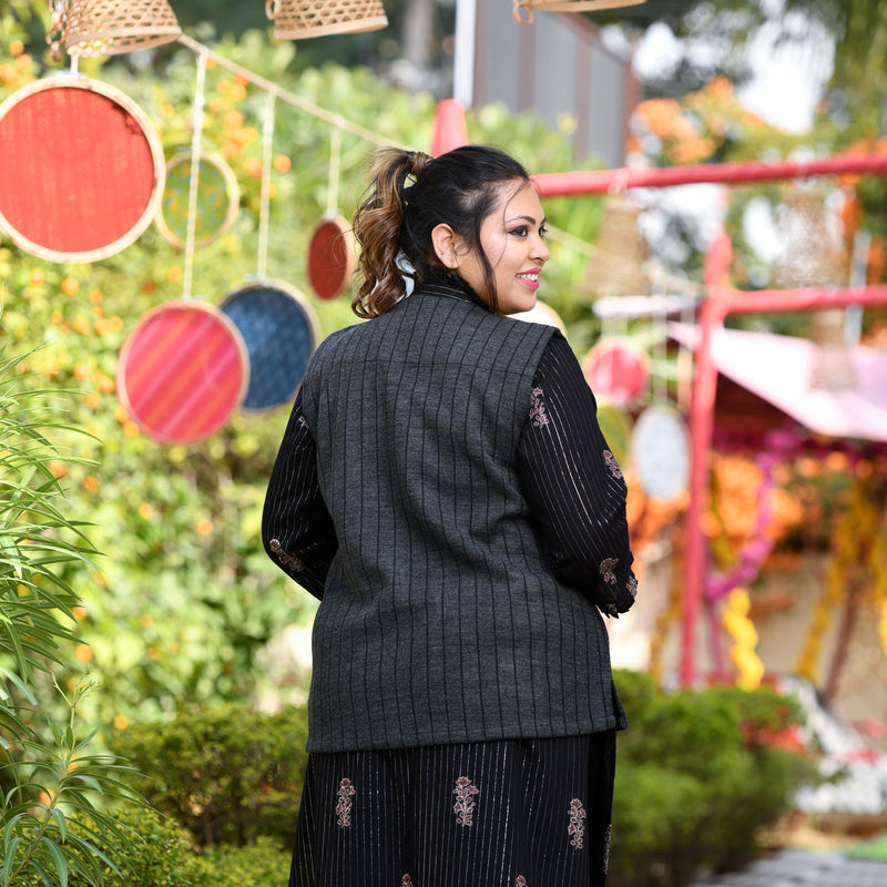 Woollen Pebble Grey Sleeveless Knitted Cardigan