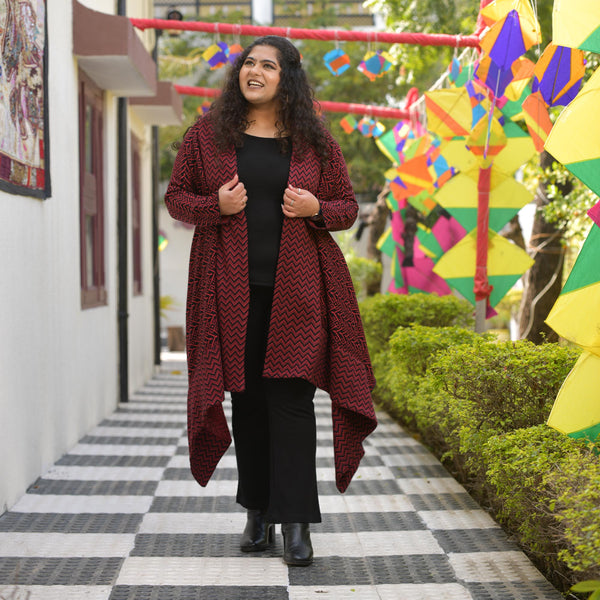 Woollen Dark Rose & Black Knitted Shrug