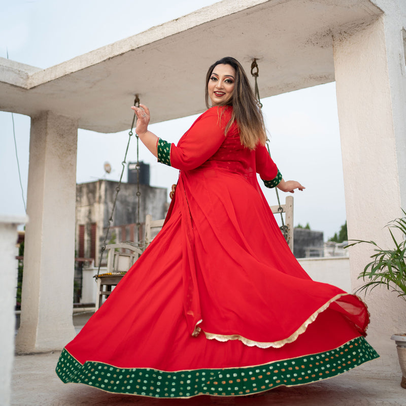 Laal Ishq Bandhani Cape Set