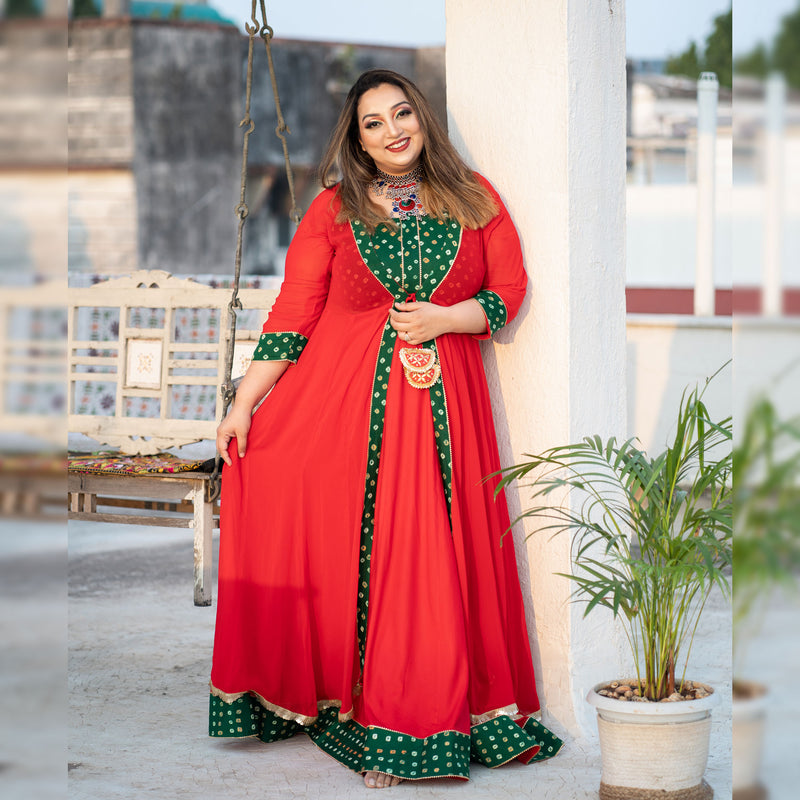 Laal Ishq Bandhani Cape Set