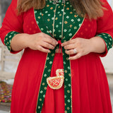 Laal Ishq Bandhani Cape Set