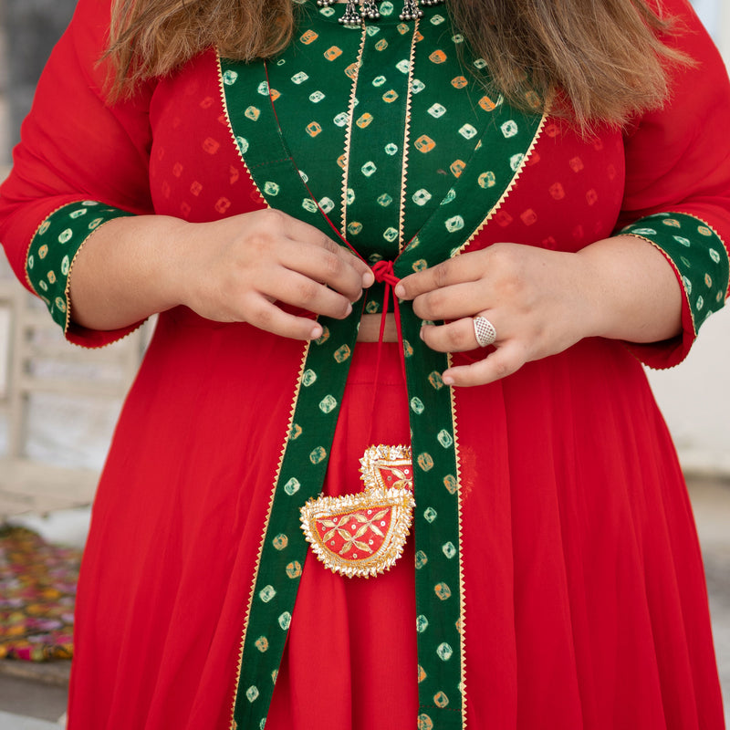 Laal Ishq Bandhani Cape Set