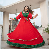Laal Ishq Bandhani Cape Set