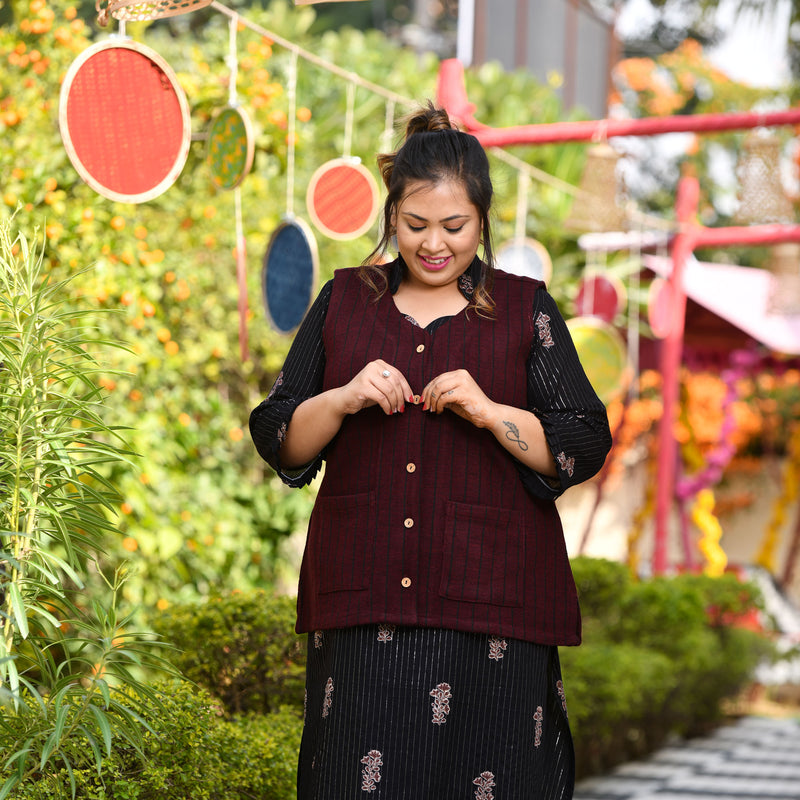 Woollen Cranberry Maroon Sleeveless Knitted Cardigan