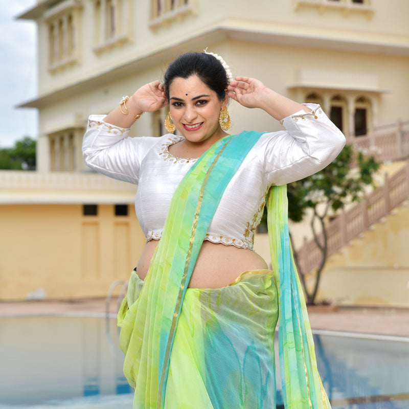 Moti Sa Safeed Gota Patti Blouse