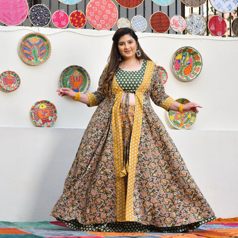 Mustard Meadows In The Garden Cape Set
