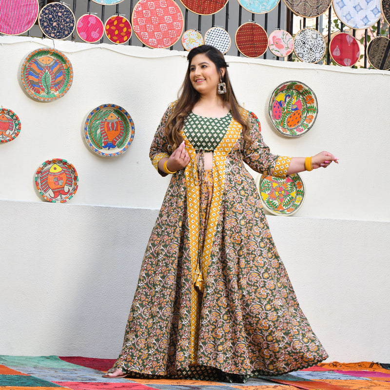 Mustard Meadows In The Garden Cape Set