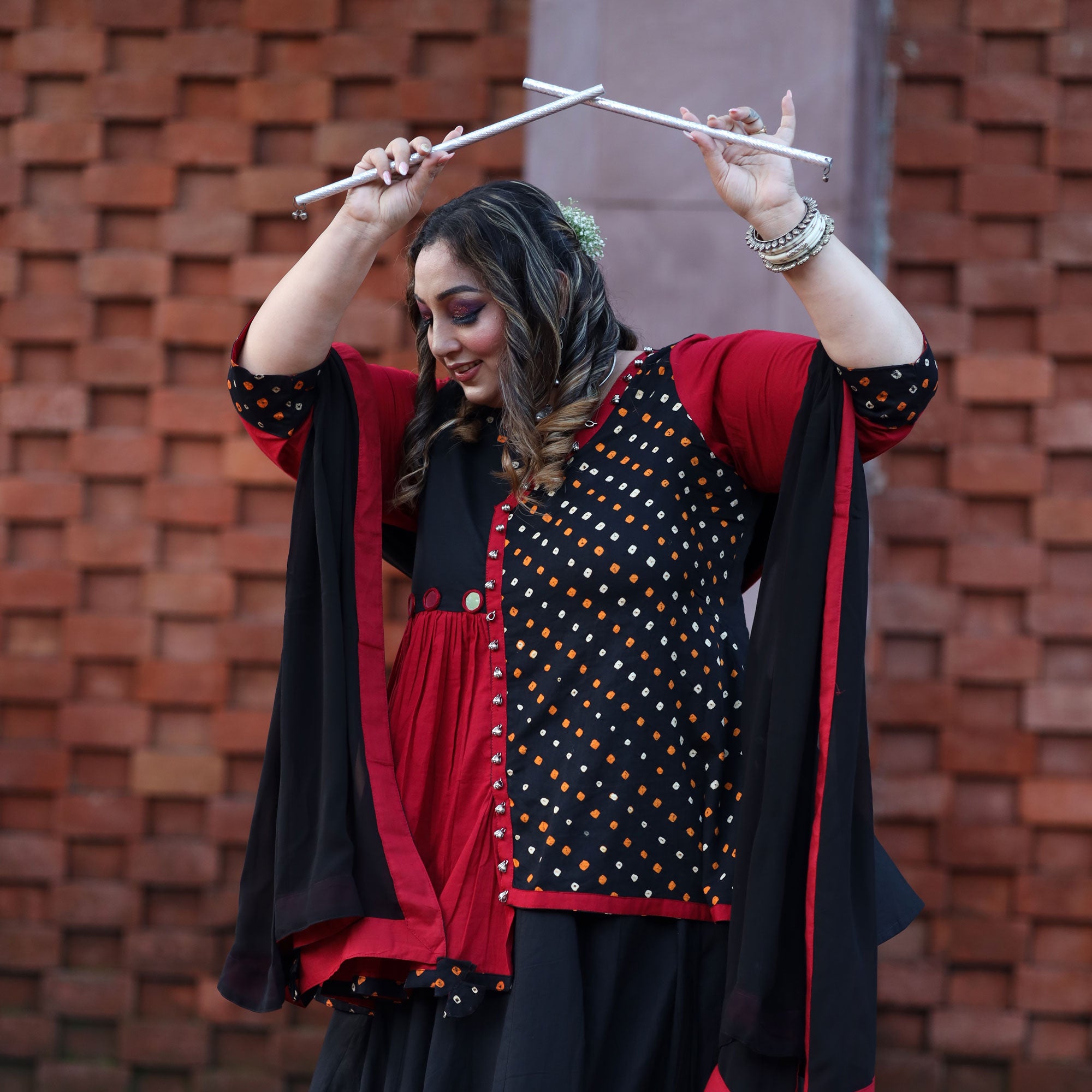 Chandani Raatien Lehenga set