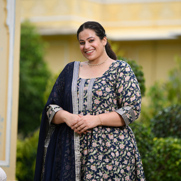 Roses & The Midnight Anarkali