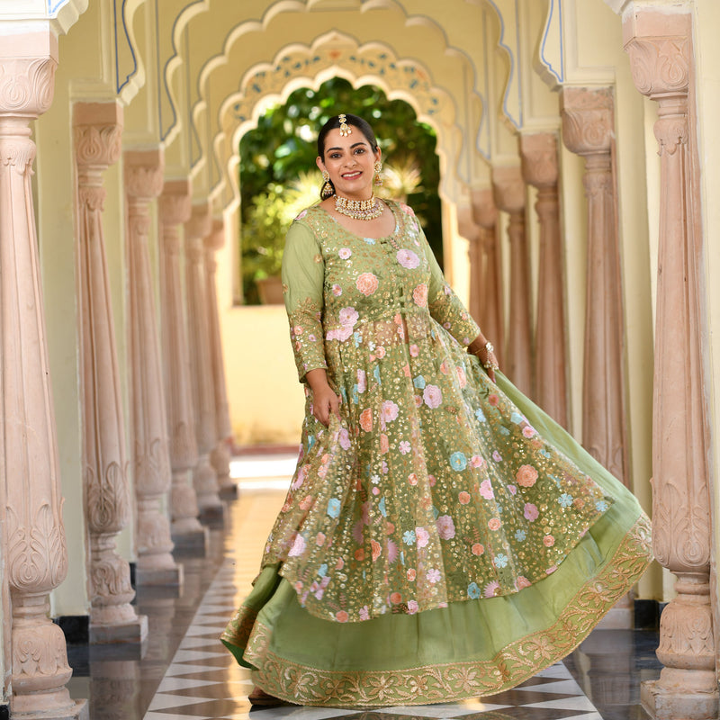 Dazzle Of Orchid Floral Net Cape Set